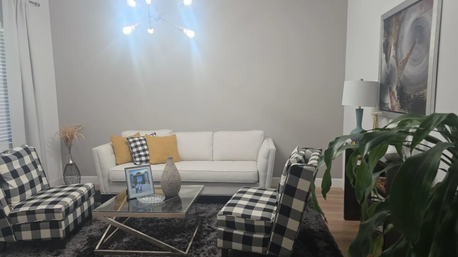 2155 BRILLANTE DR
