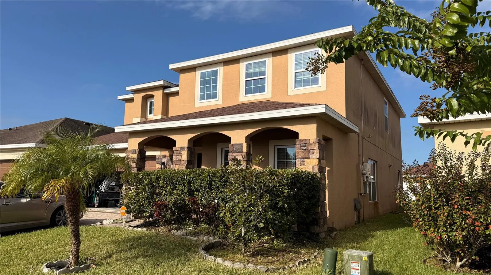 4907 ROCKVALE DR