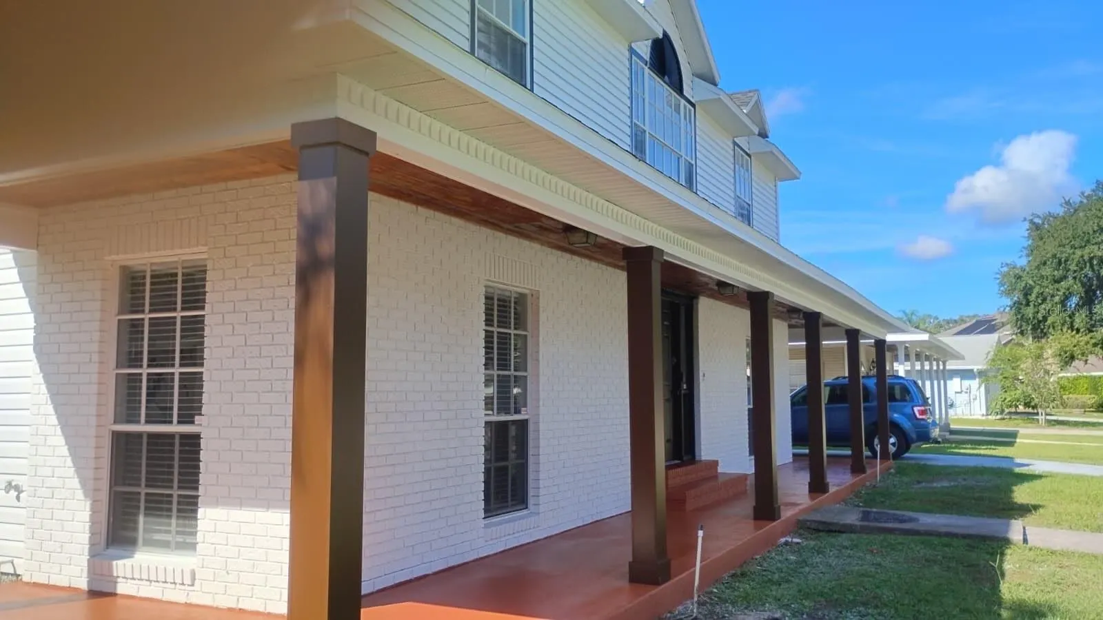 1233 HANCOCK CIR