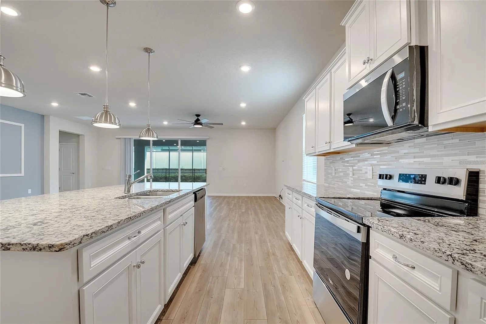 3505 LAVENDER DR