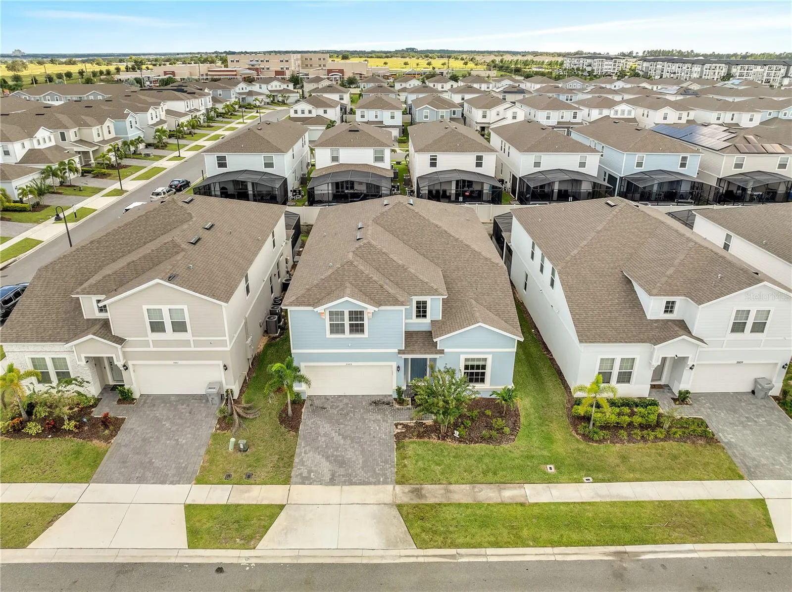 3505 LAVENDER DR