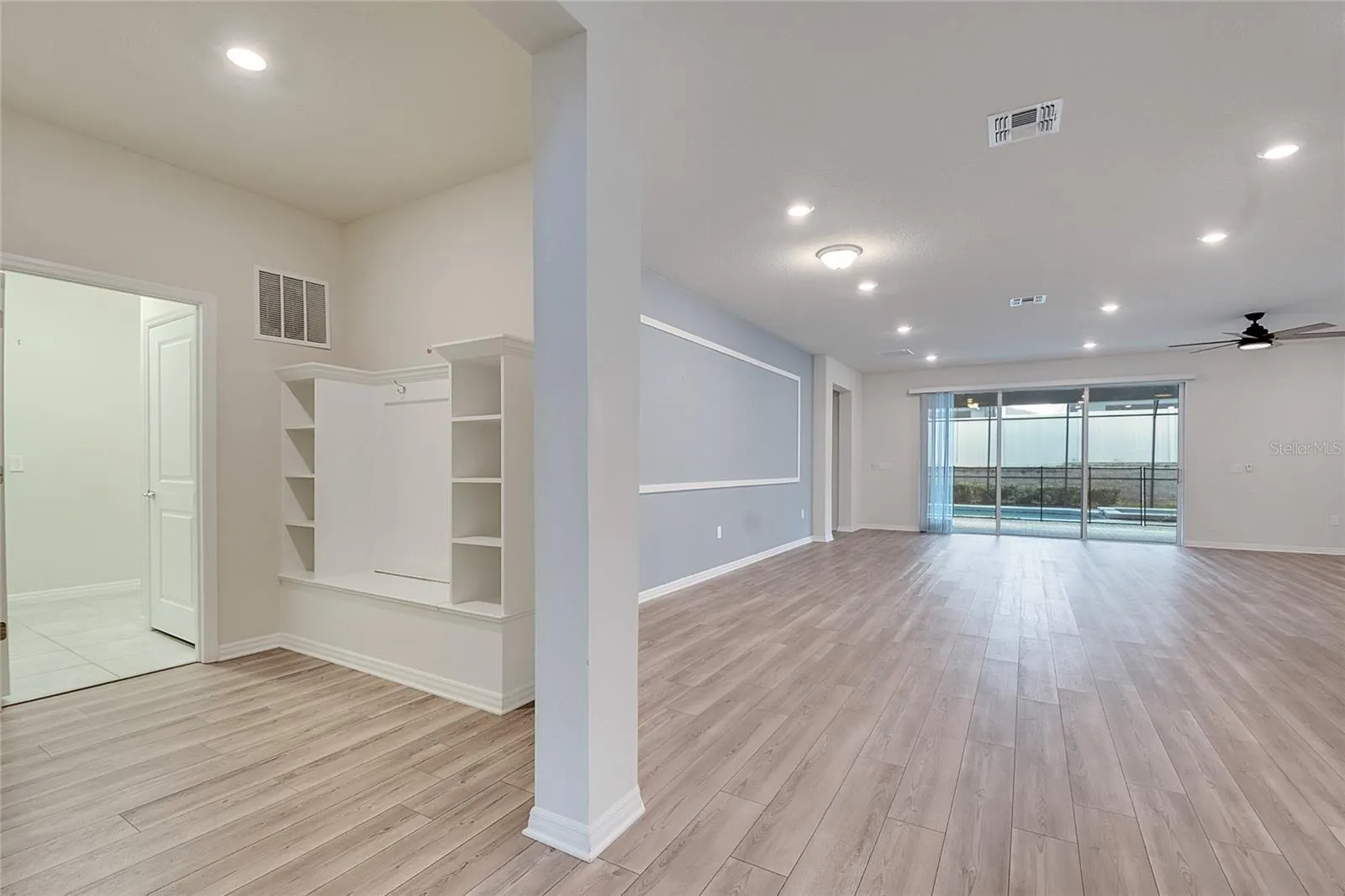 3505 LAVENDER DR