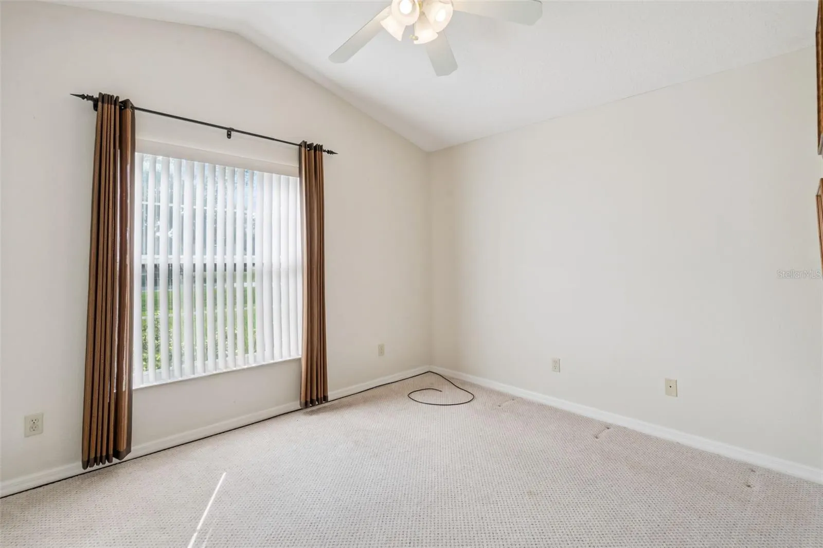 1150 EDEN DR