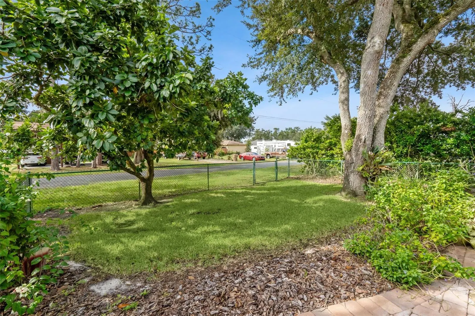 1150 EDEN DR