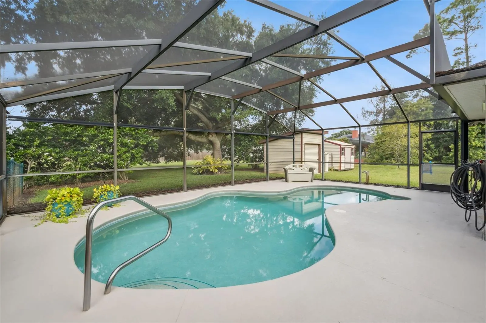 1150 EDEN DR