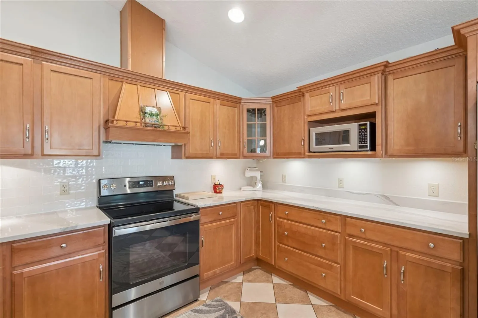 1150 EDEN DR