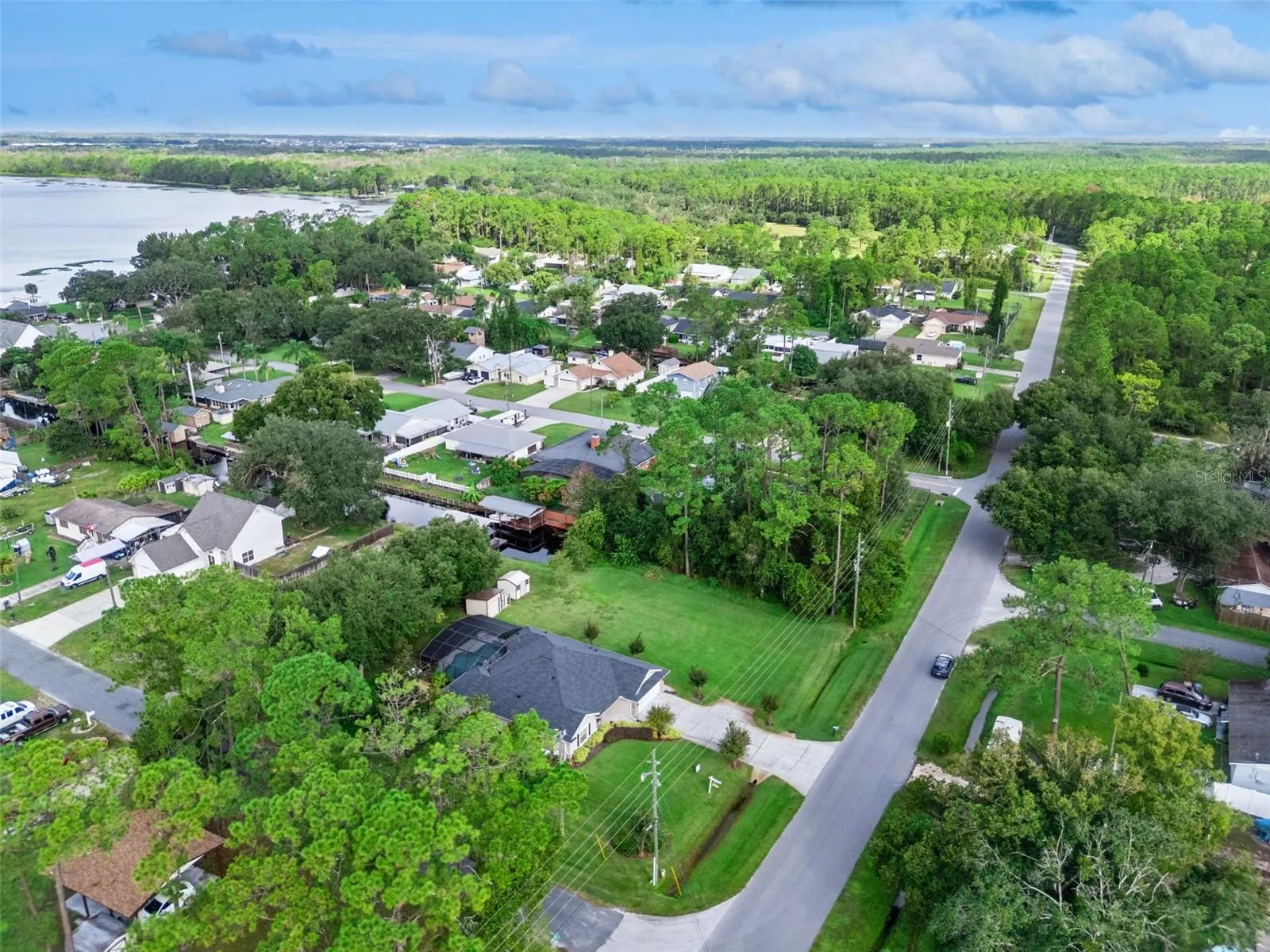 1150 EDEN DR