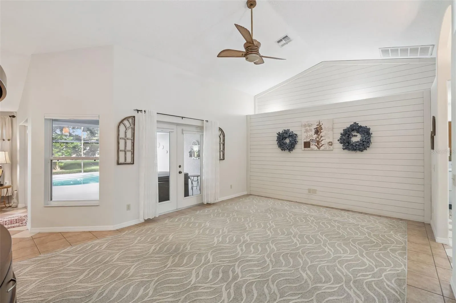 1150 EDEN DR