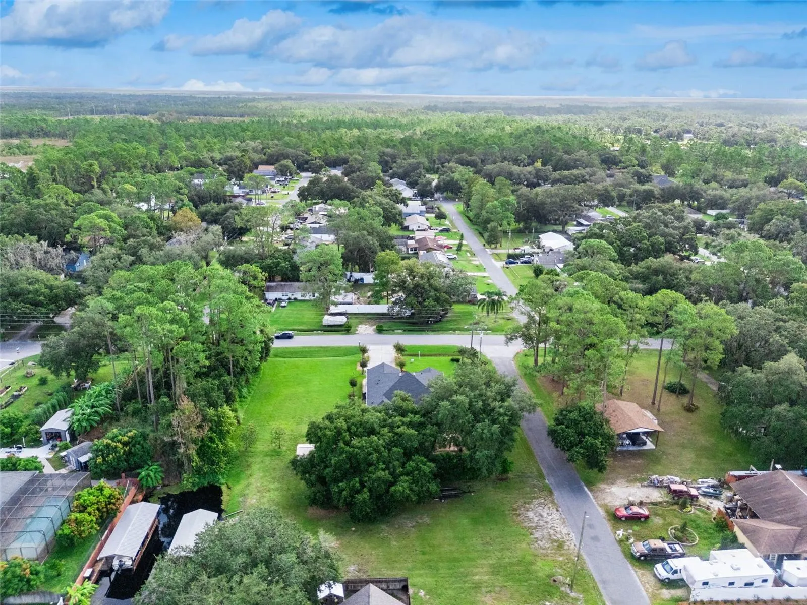 1150 EDEN DR