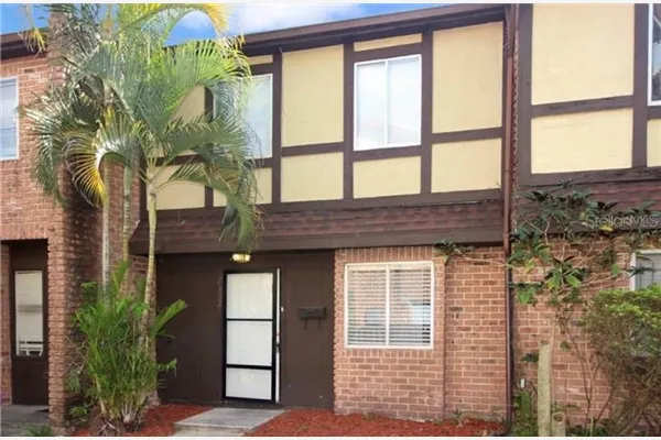 2332 HUNTINGTON GREEN CT #7, #7