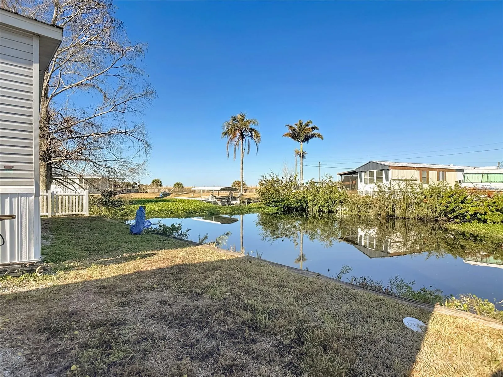1824 RIVERSIDE DR