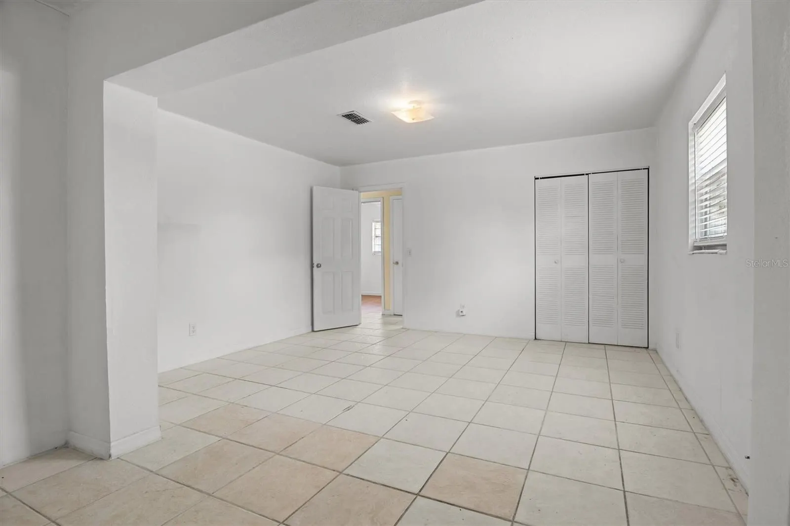 844 CHAMBERLAIN BLVD