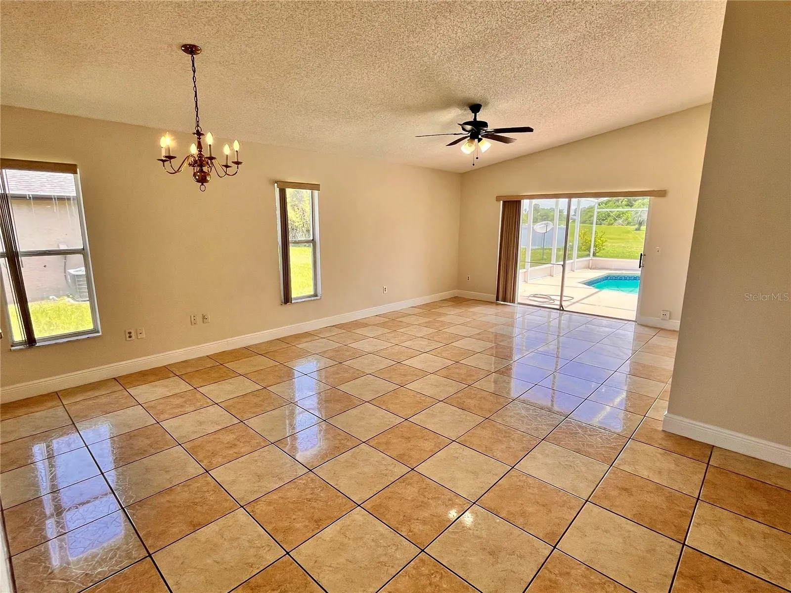 13534 TEXAS WOODS CIR