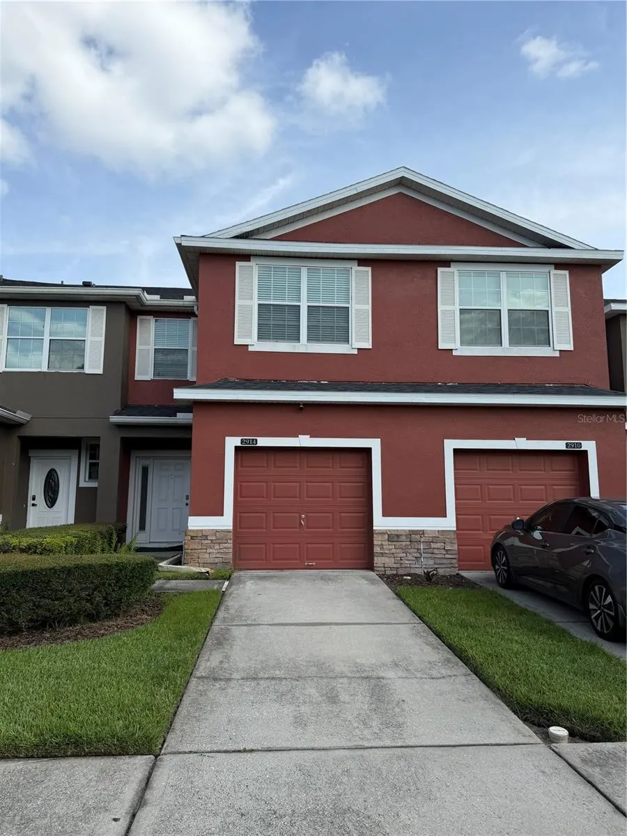 2914 RODRICK CIR