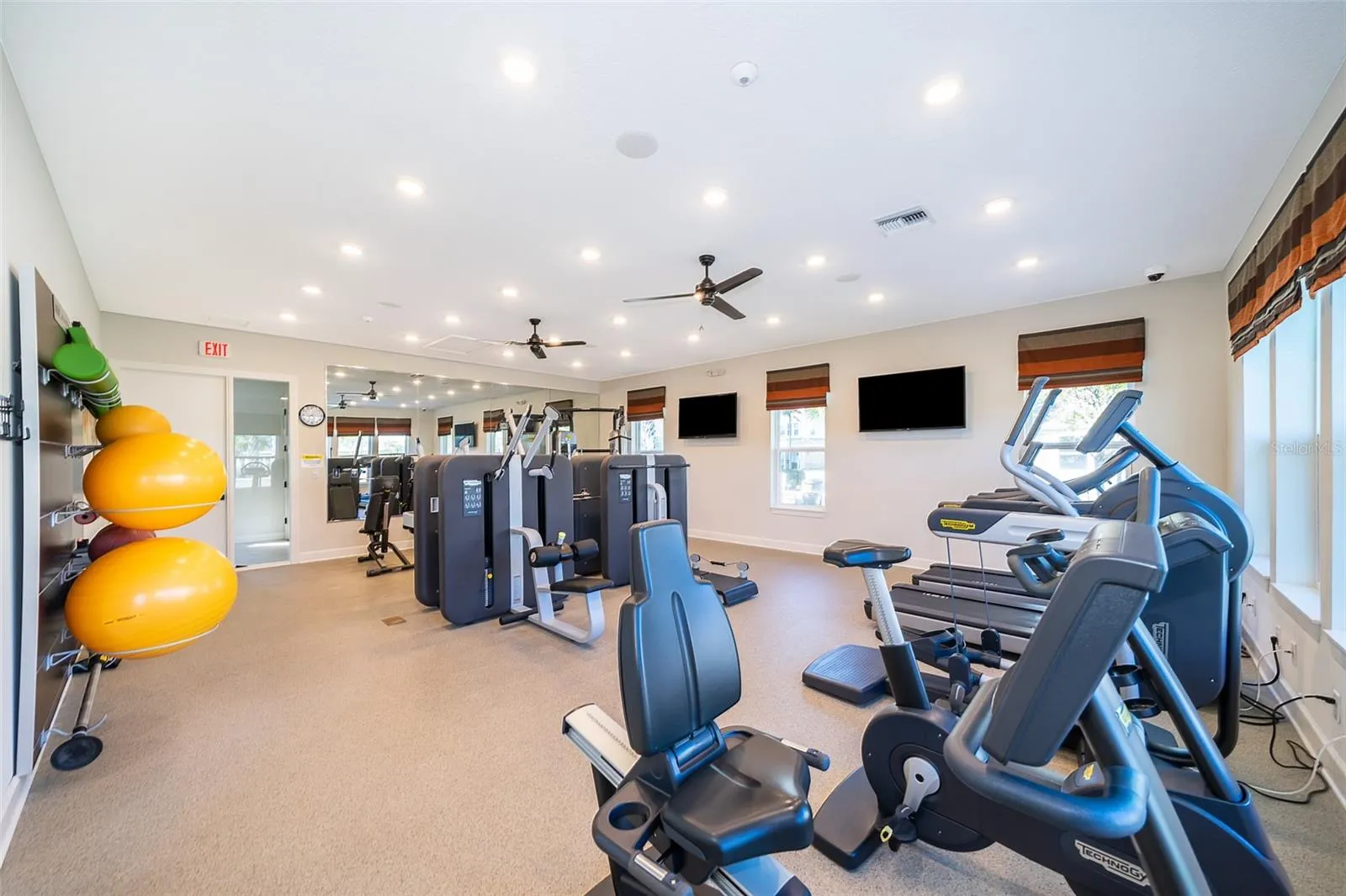 7521 LAUREATE BLVD #5208 #5208