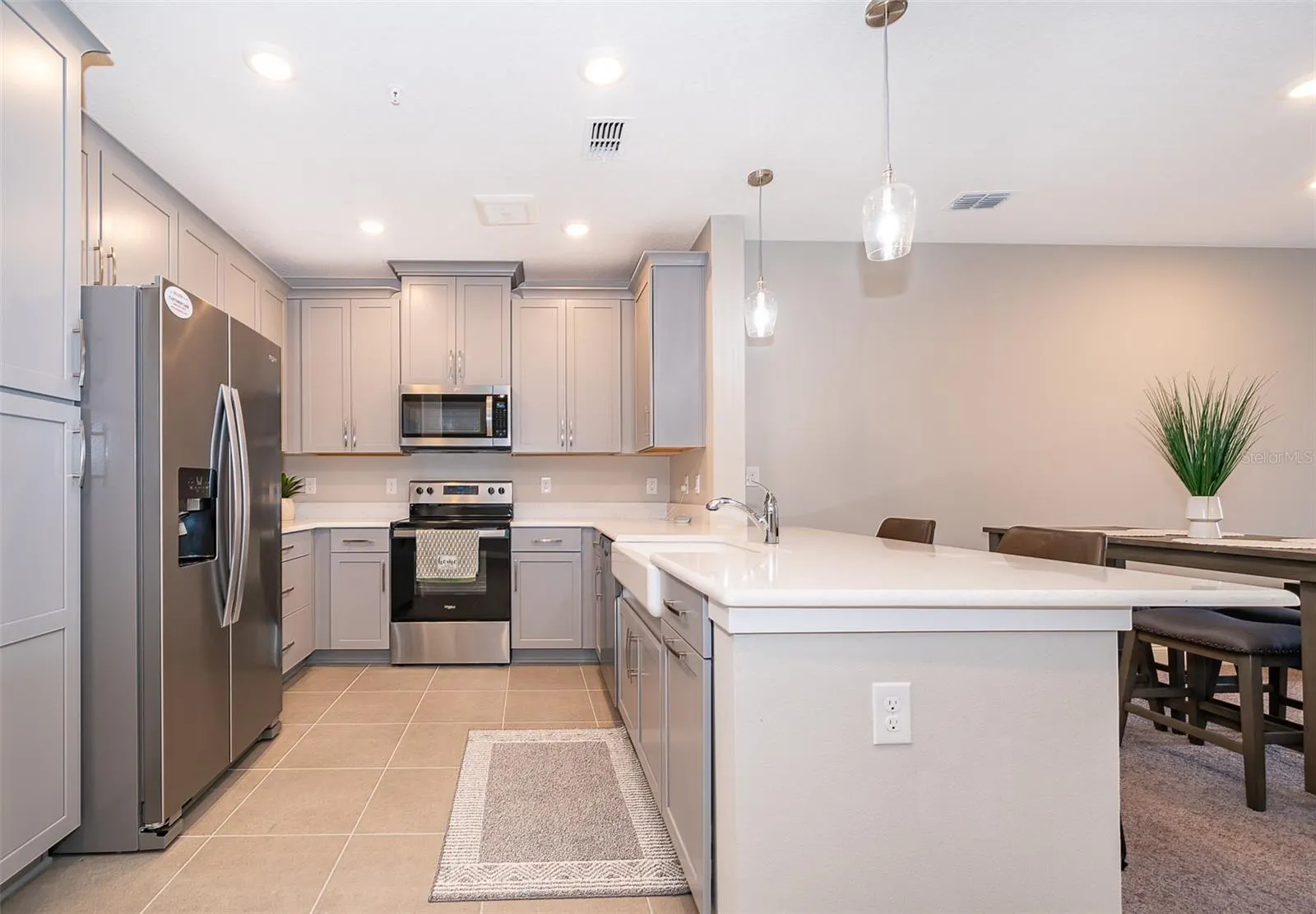 7521 LAUREATE BLVD #5208 #5208
