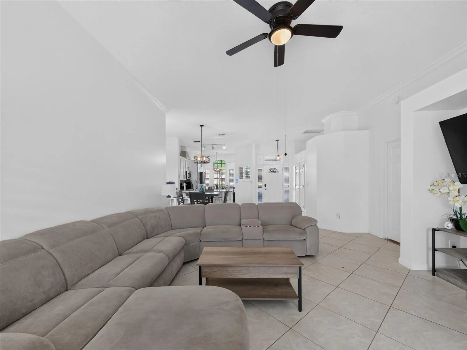 14435 WINDCHIME LN
