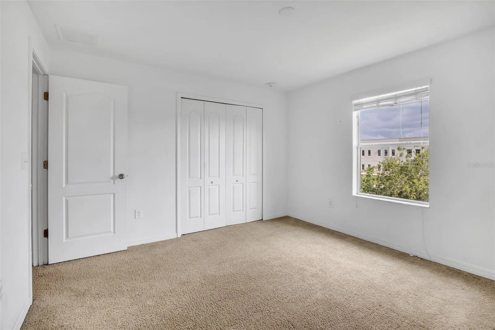 3610 RODRICK CIR