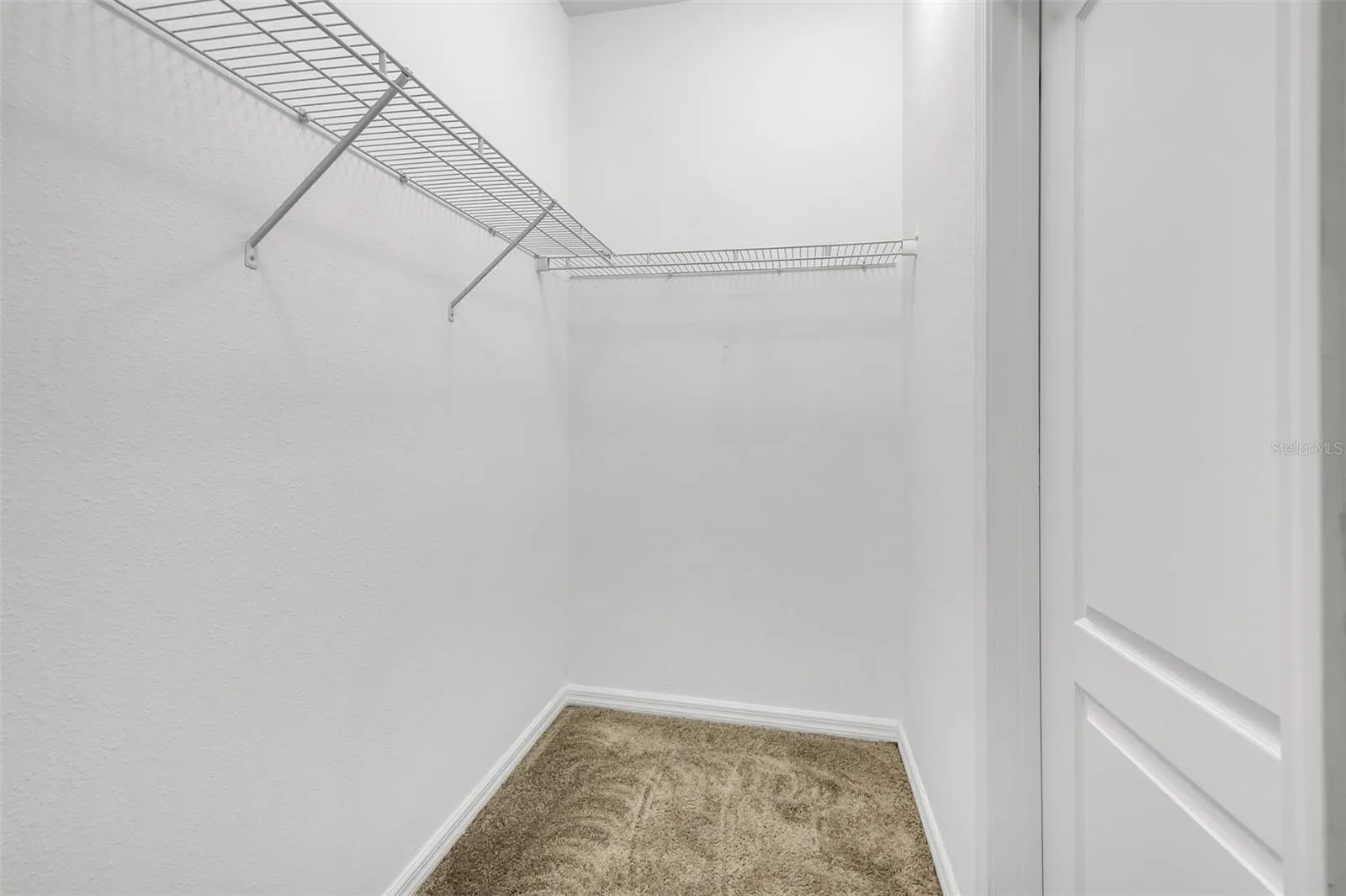 3610 RODRICK CIR