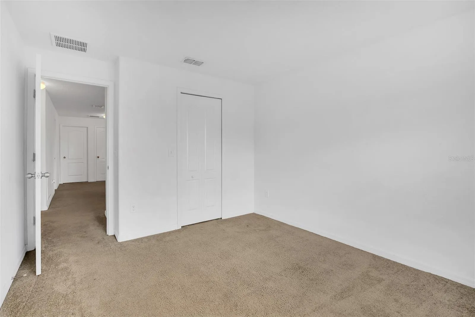 3610 RODRICK CIR