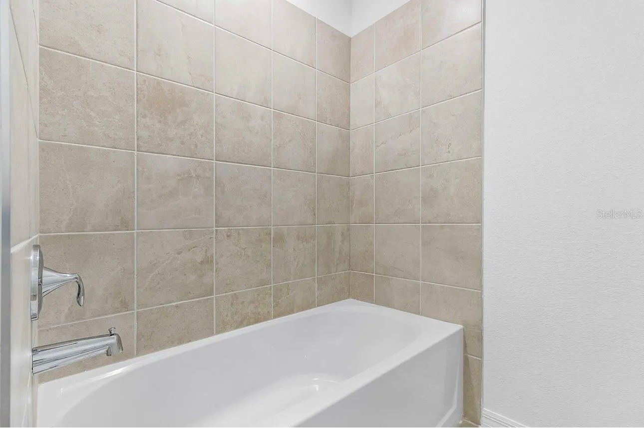 14191 HERITAGE LANDING BLVD #1214 #1214