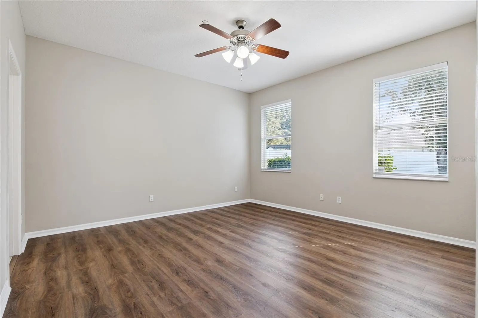 9957 CYPRESS VINE DR