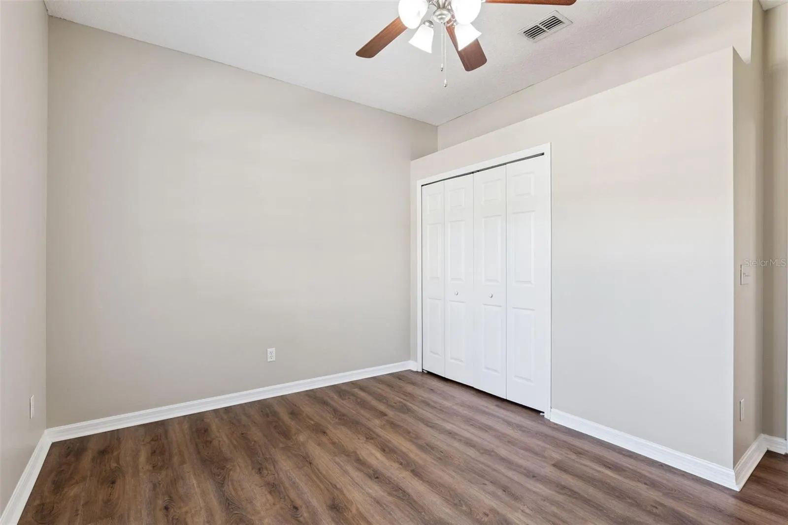 9957 CYPRESS VINE DR