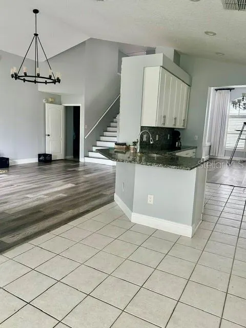 2828 RUNYON CIR
