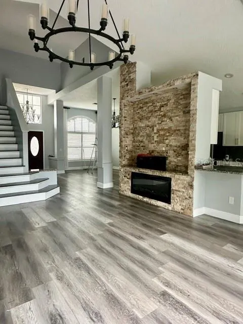 2828 RUNYON CIR