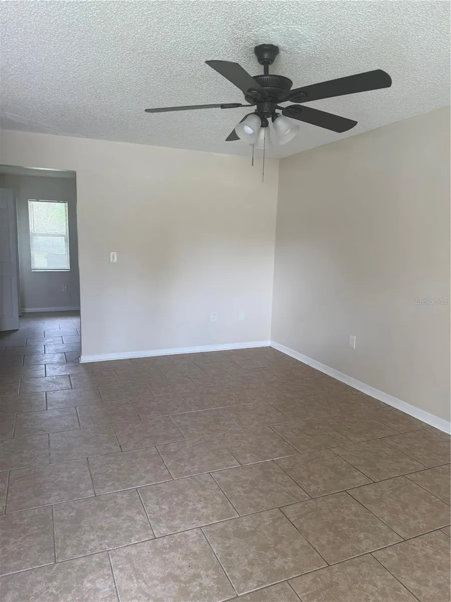 5637 CHERRY WOOD CIR
