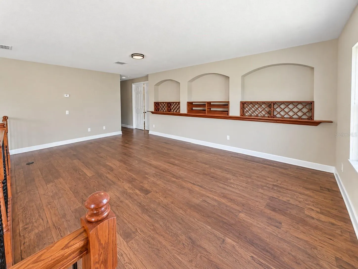 3915 SHOREVIEW DR