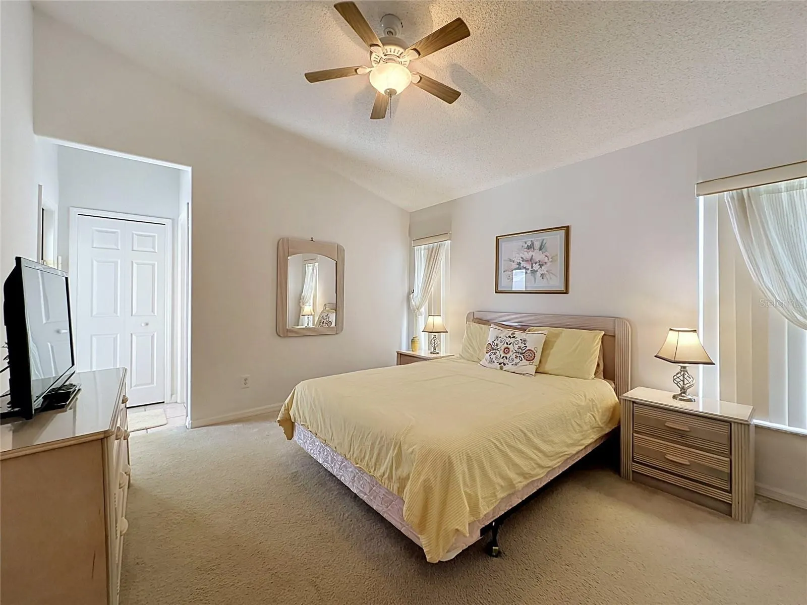 2647 ONEIDA LOOP
