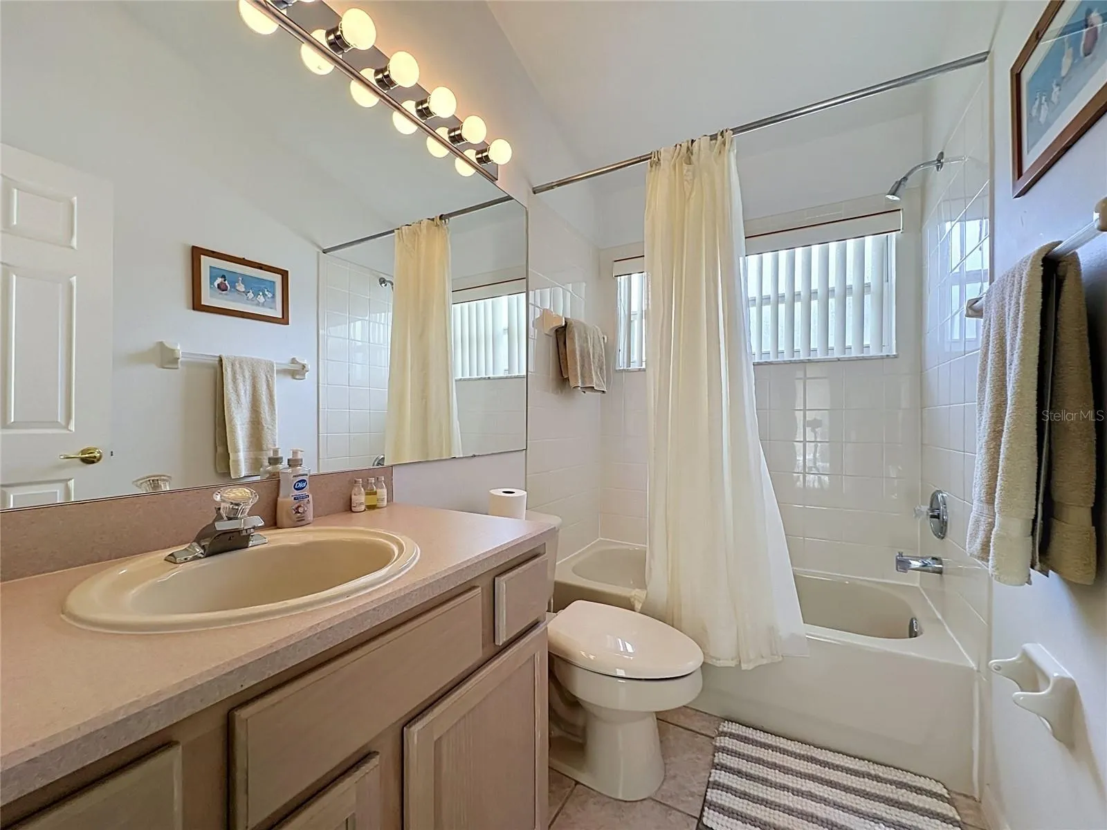 2647 ONEIDA LOOP