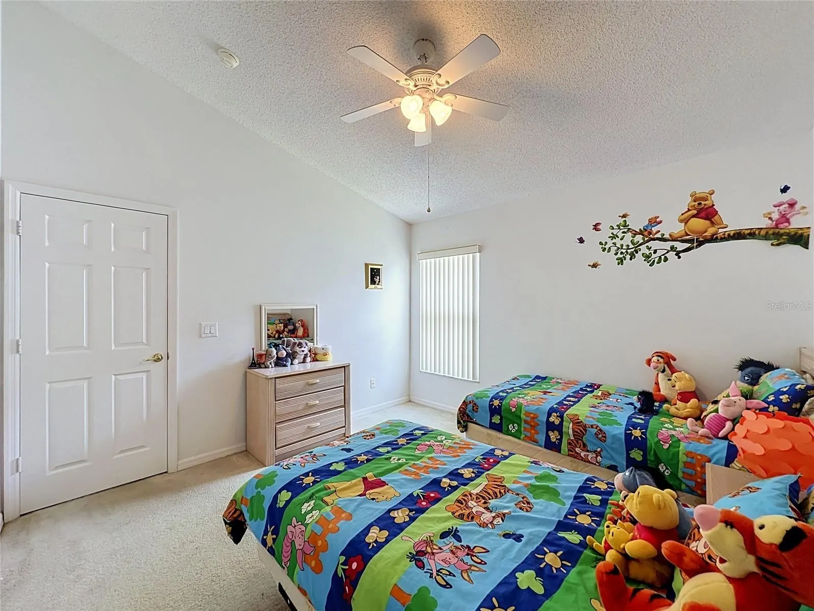 2647 ONEIDA LOOP