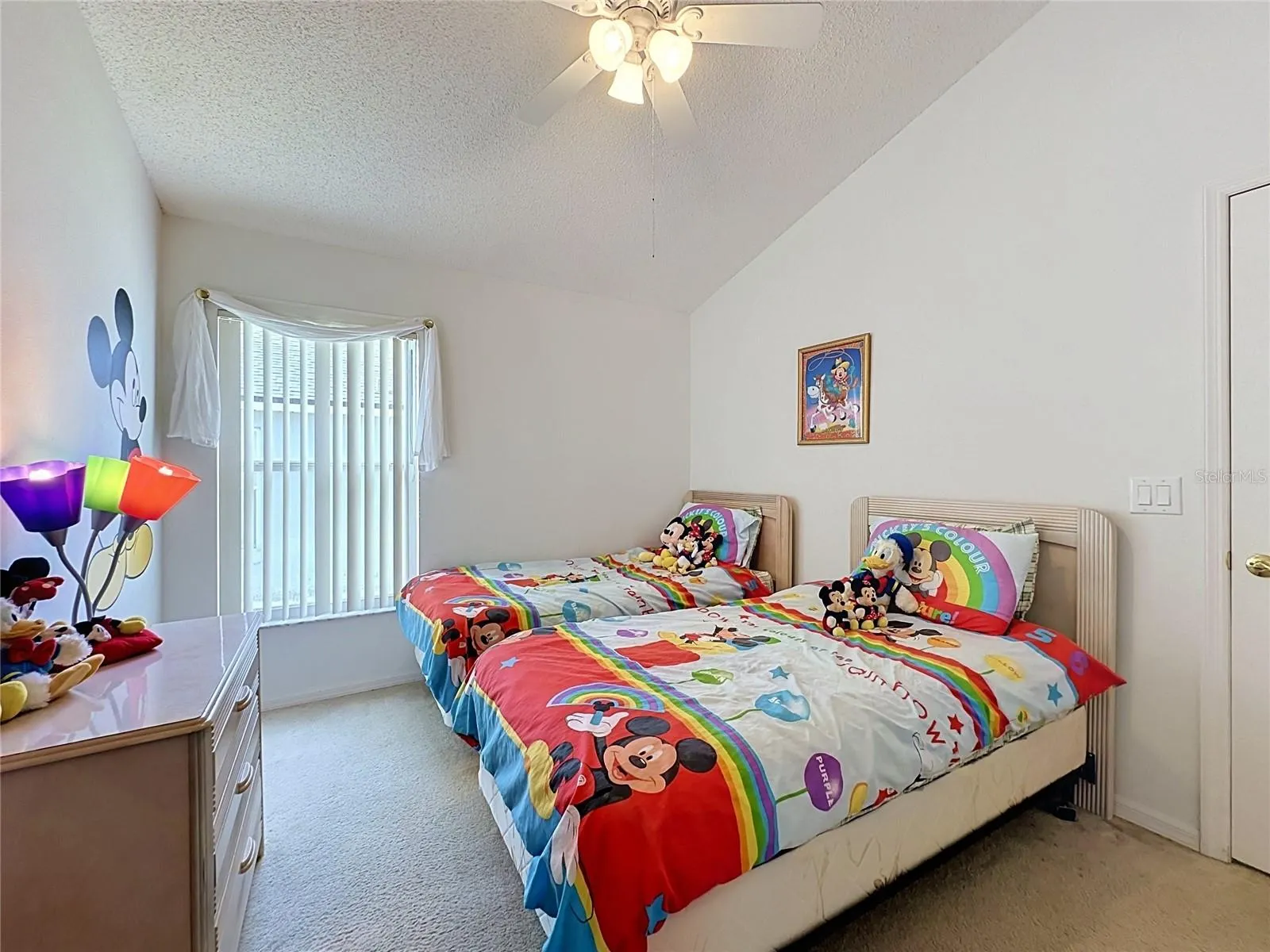 2647 ONEIDA LOOP
