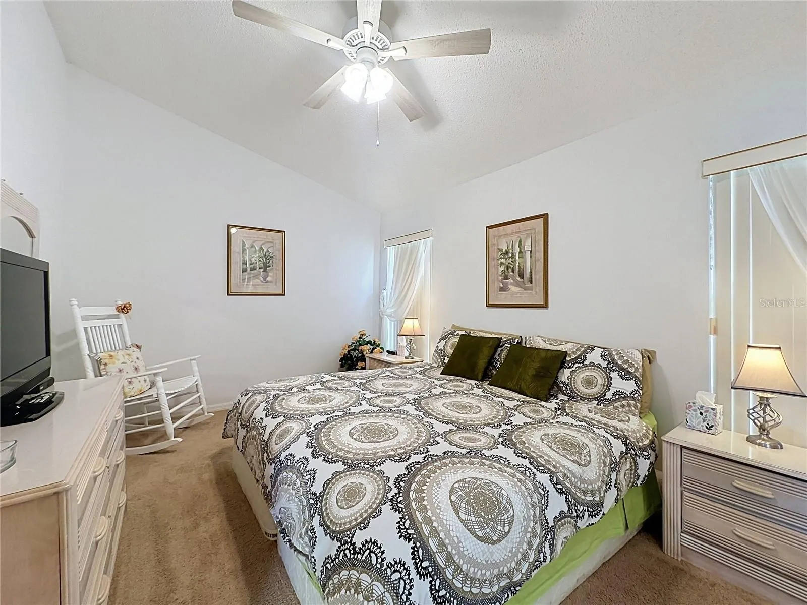 2647 ONEIDA LOOP