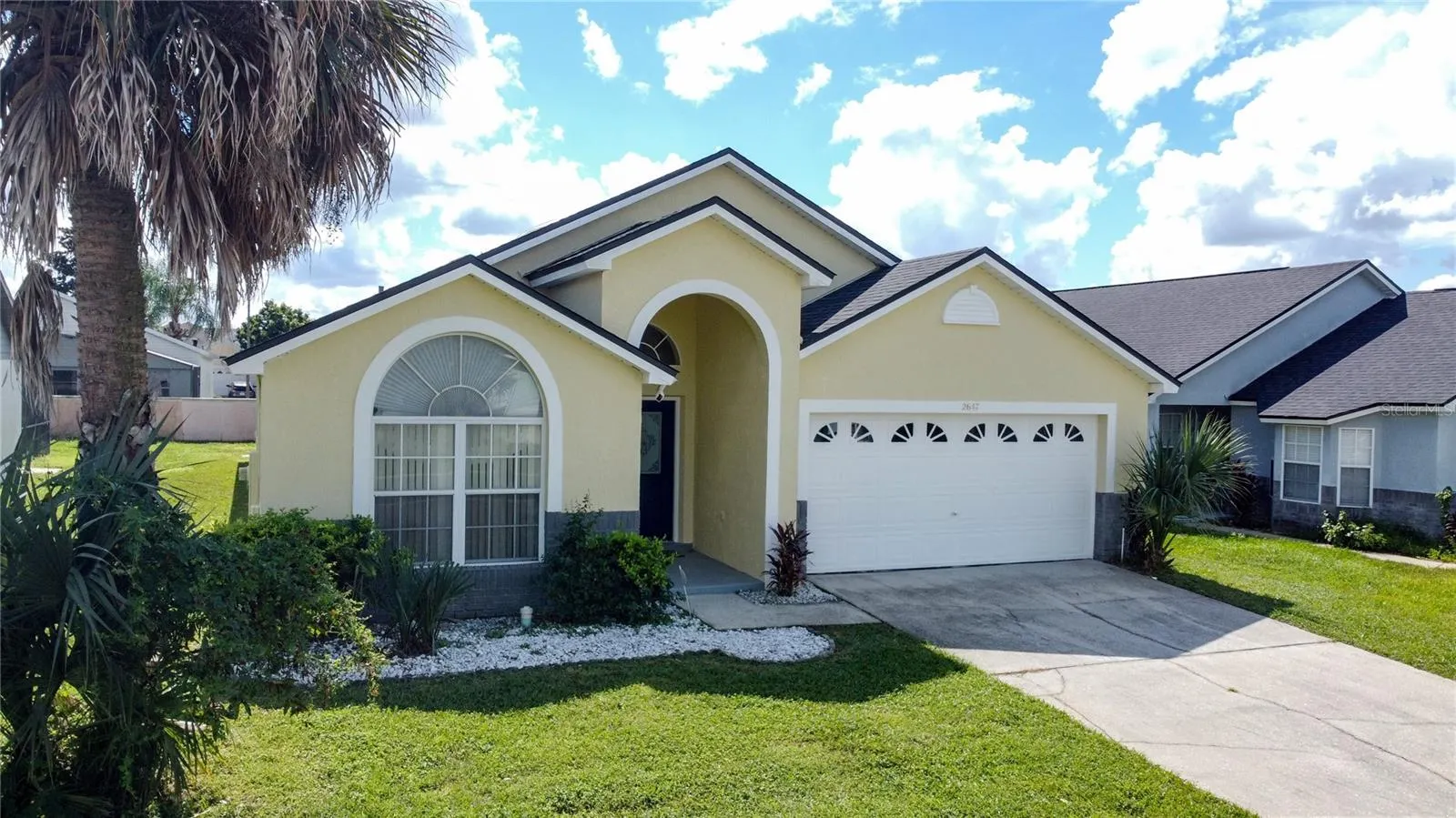 2647 ONEIDA LOOP