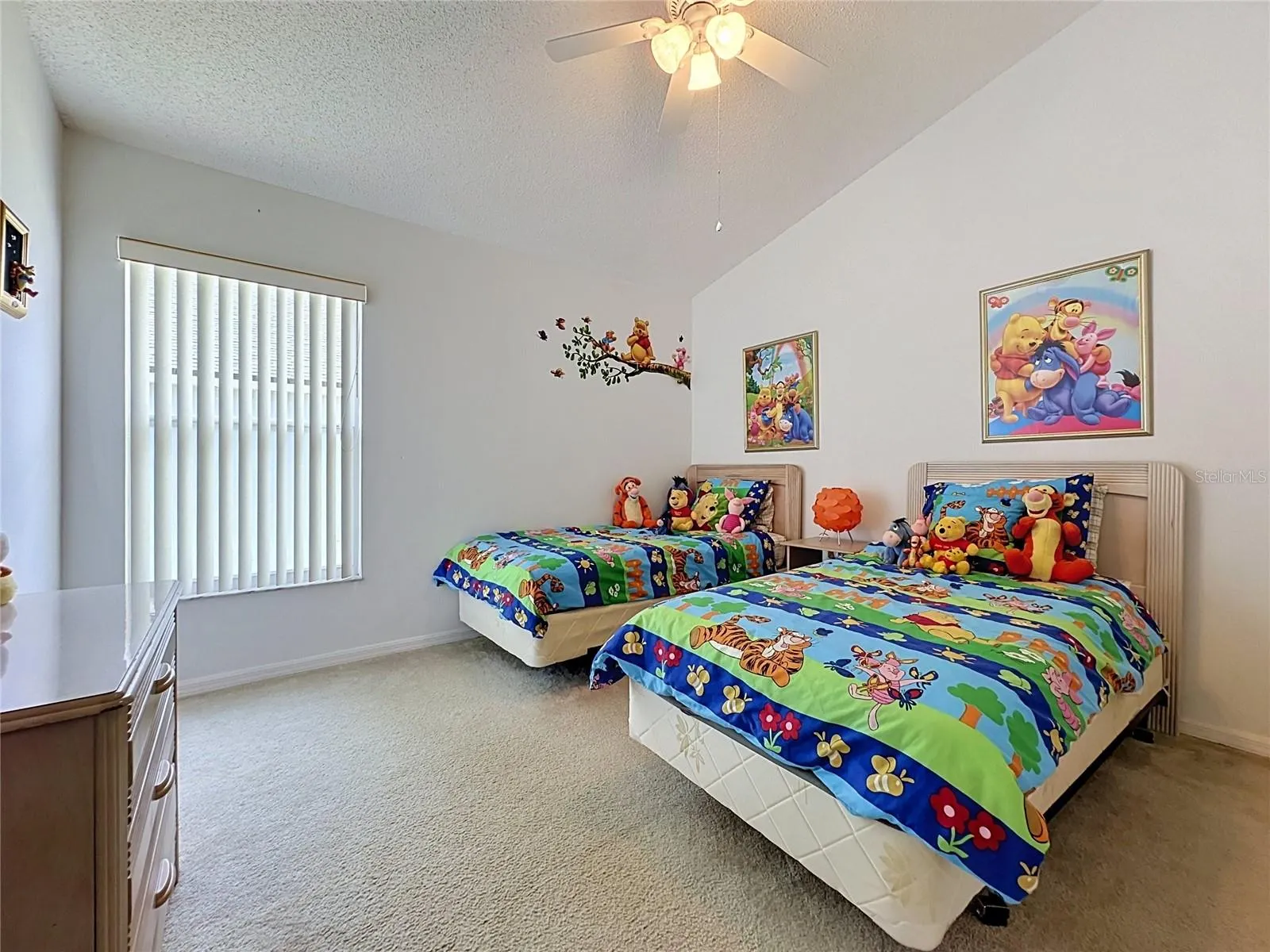 2647 ONEIDA LOOP