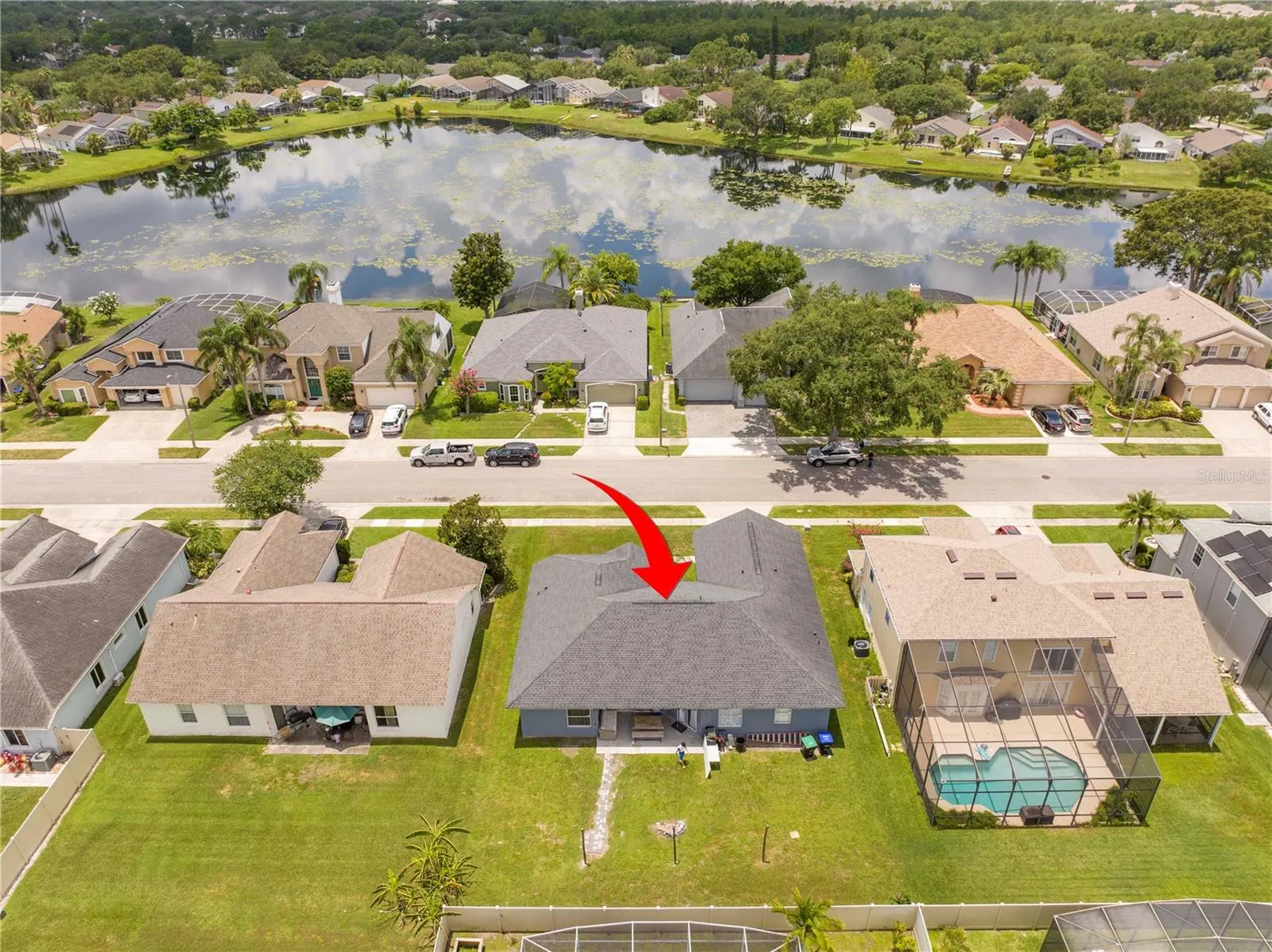 2547 RACCOON RUN LN