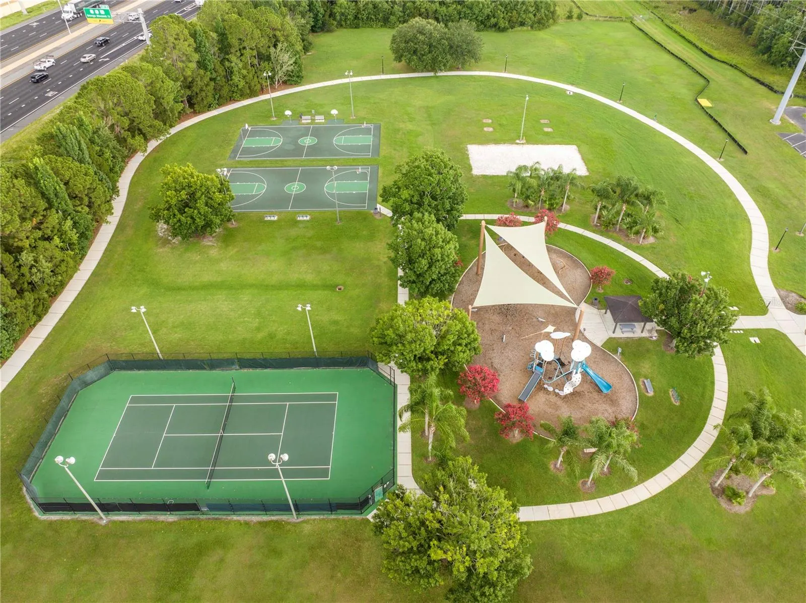 2547 RACCOON RUN LN