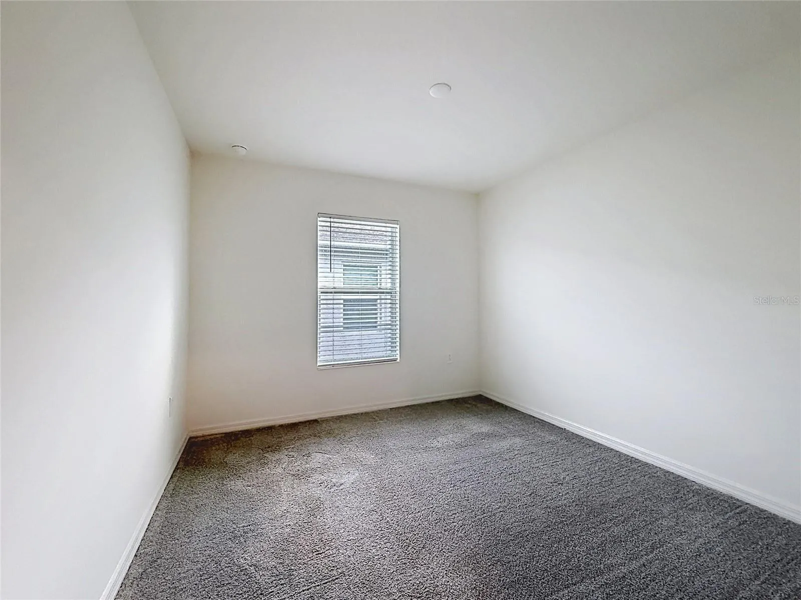 223 SUMMERLIN LOOP