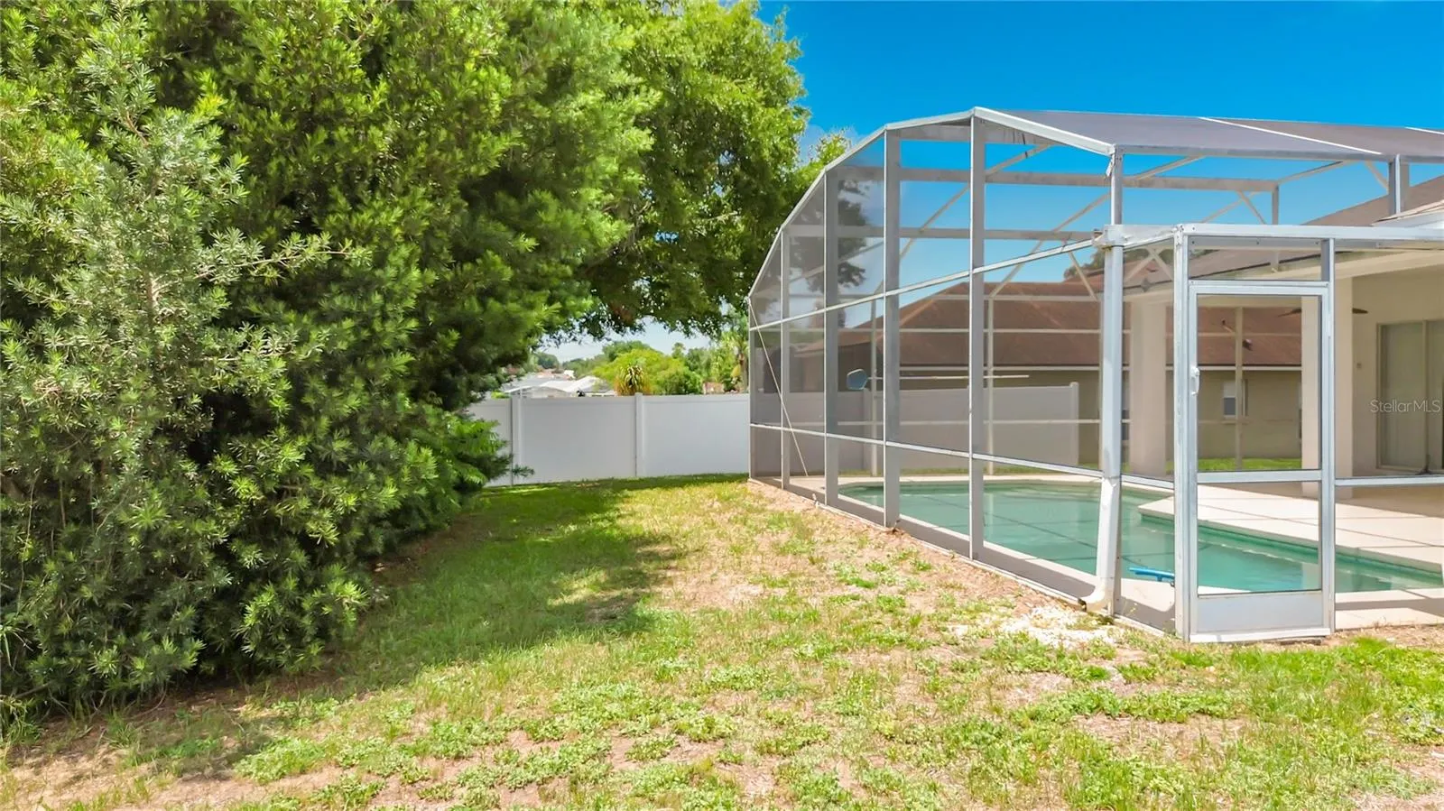 957 VIA BIANCA DR