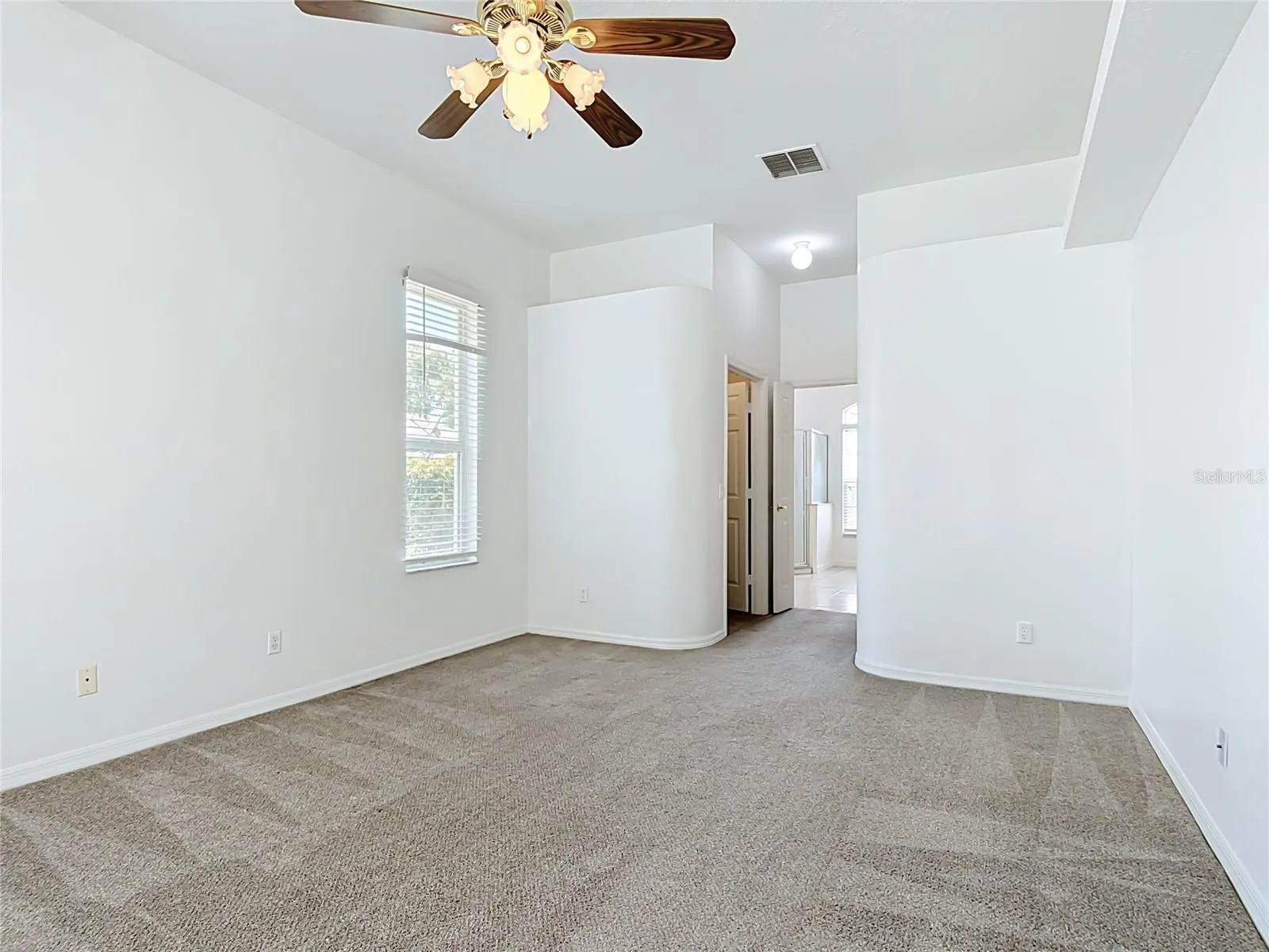 957 VIA BIANCA DR