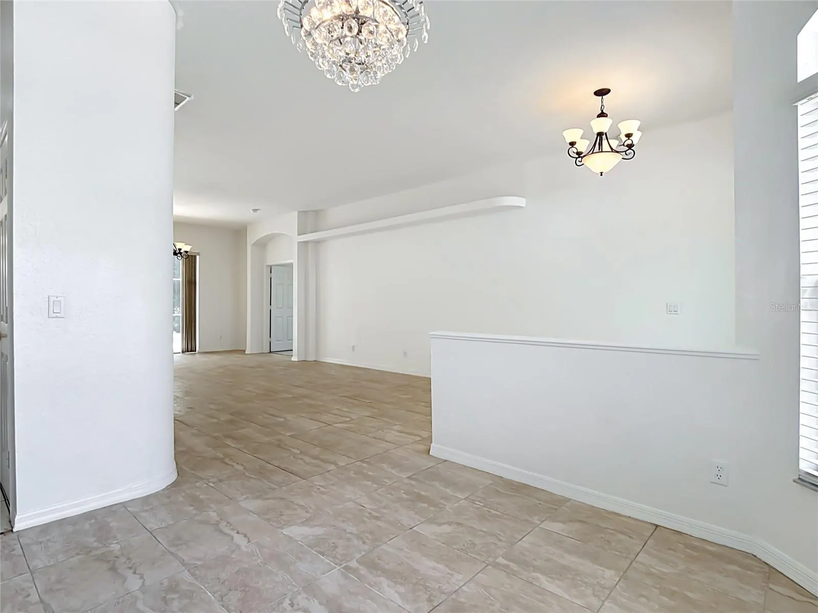 957 VIA BIANCA DR