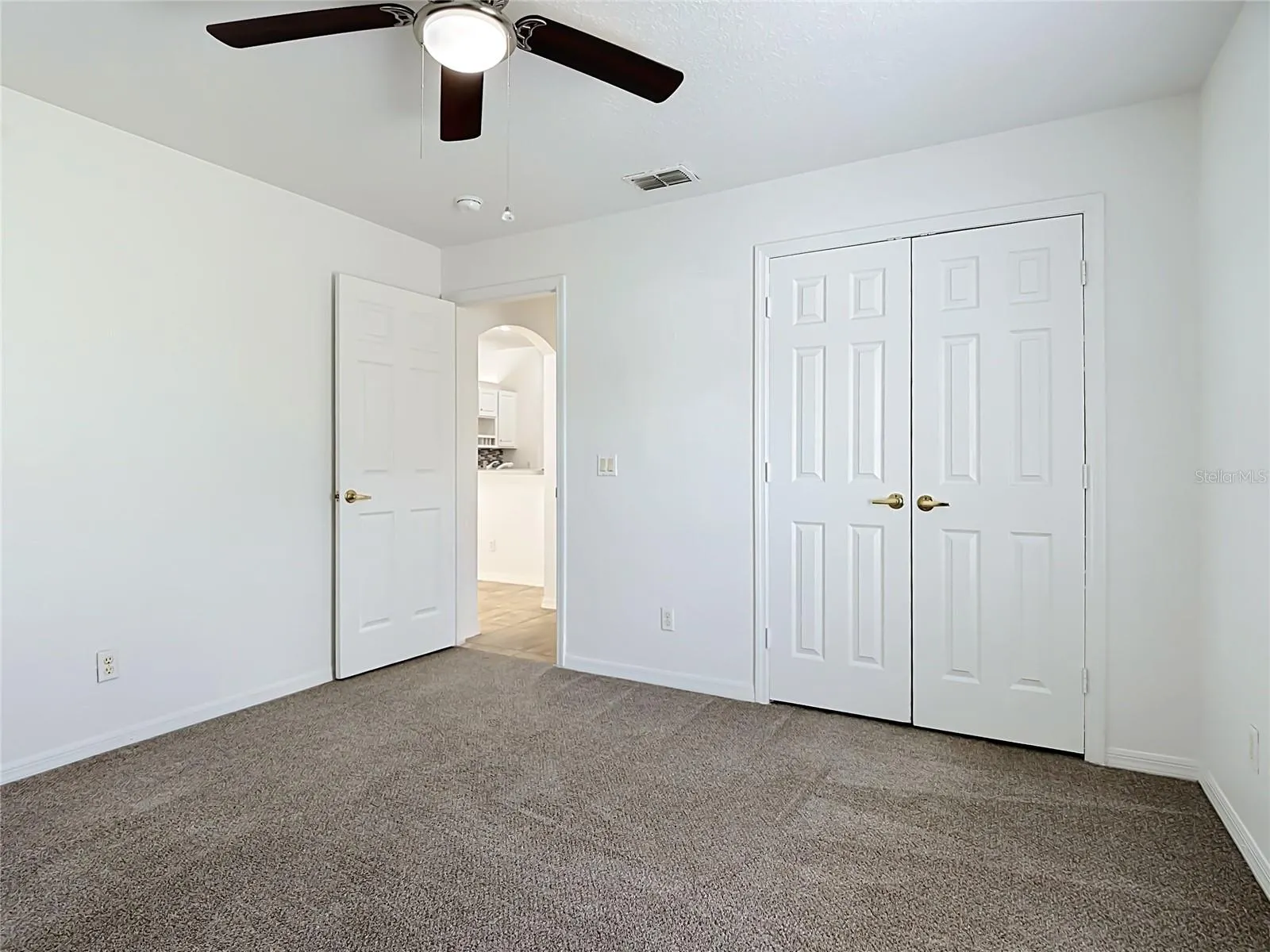 957 VIA BIANCA DR
