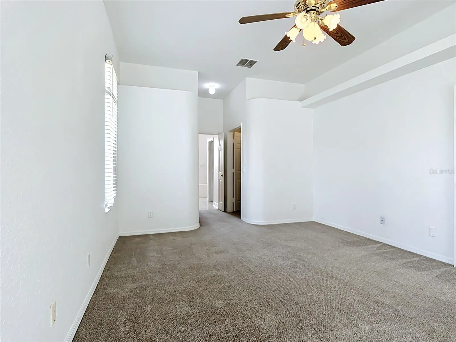 957 VIA BIANCA DR