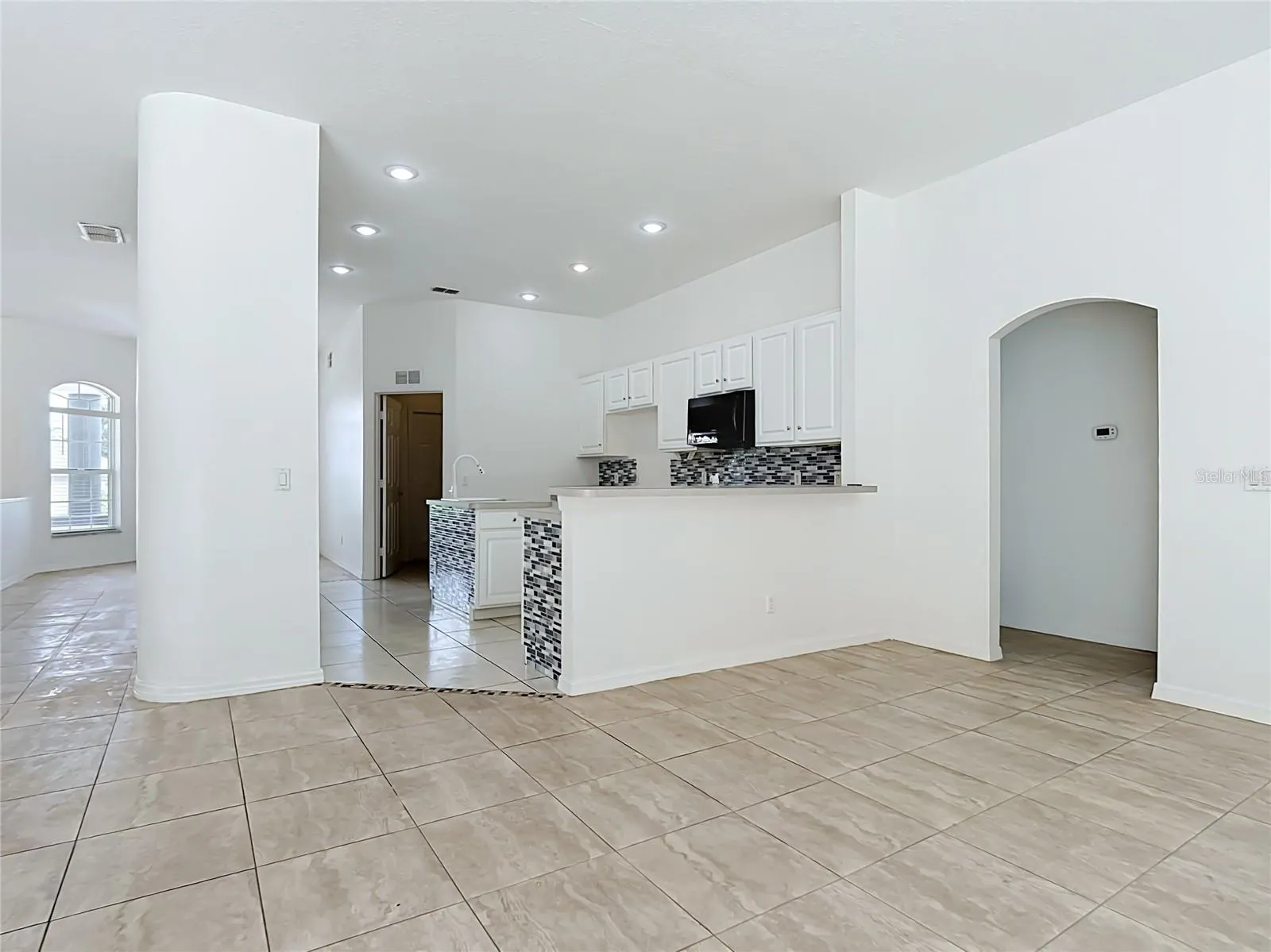 957 VIA BIANCA DR