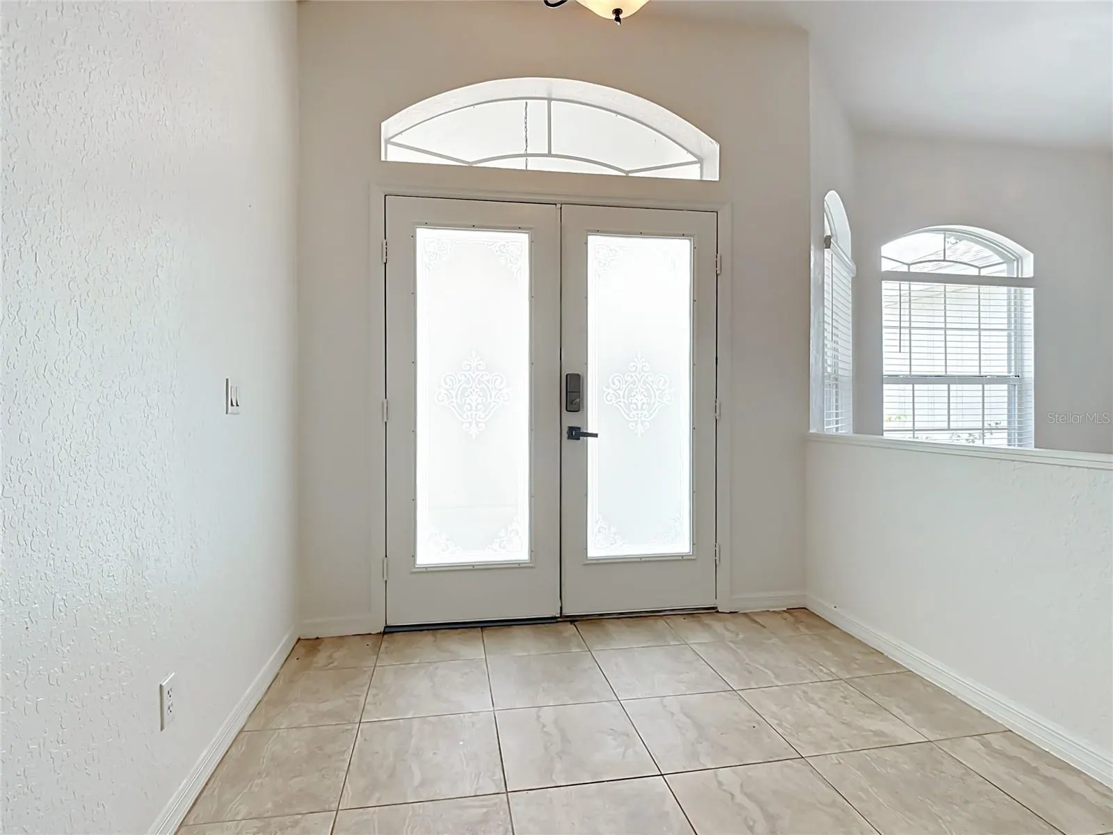 957 VIA BIANCA DR