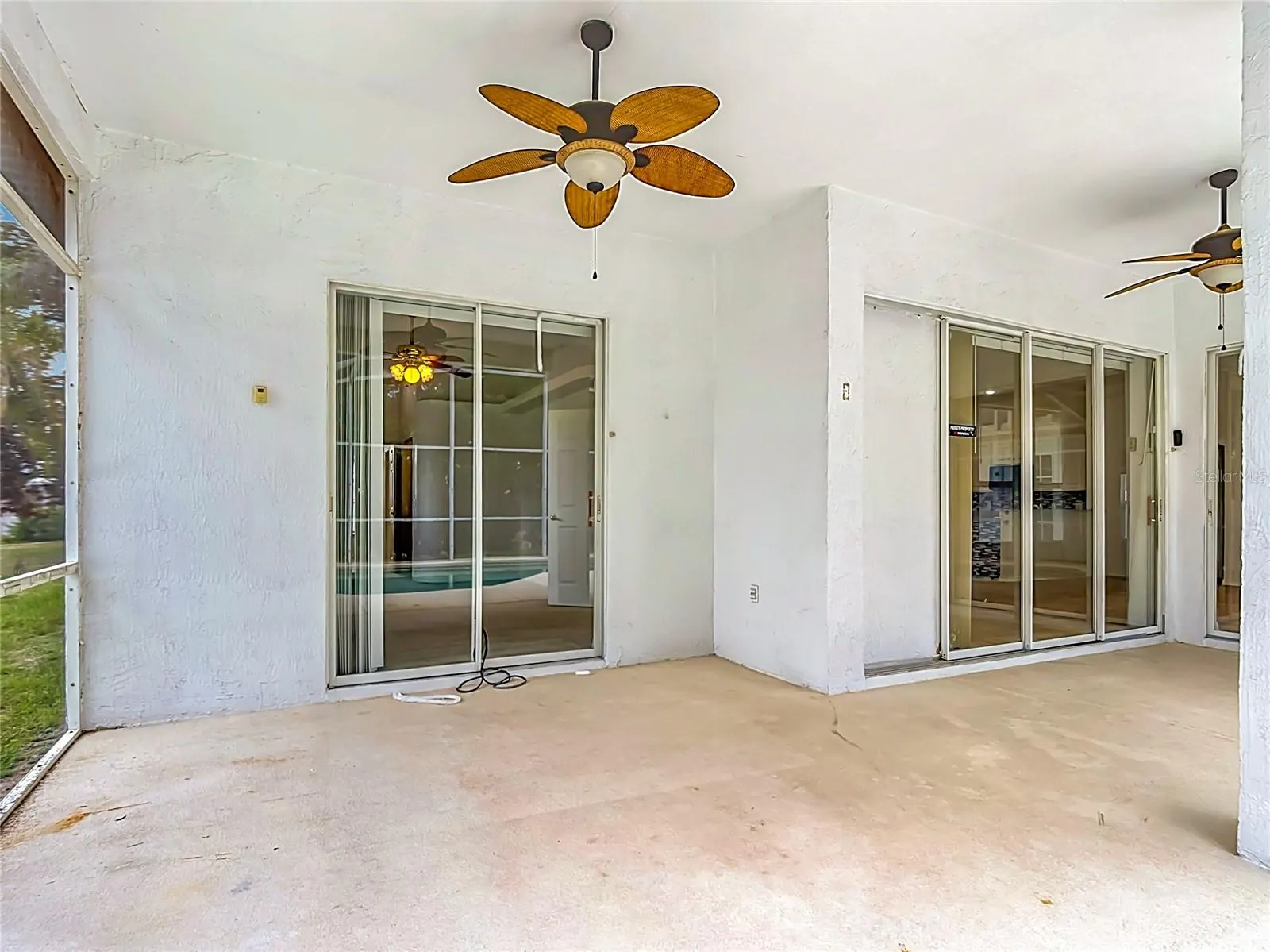 957 VIA BIANCA DR