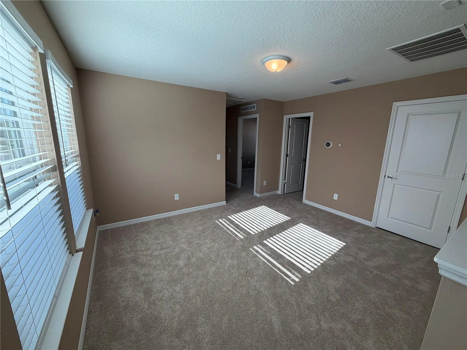 2596 CLEAR NIGHT AVE